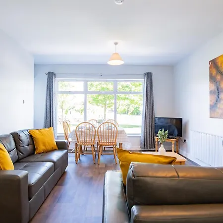 92 - Large 2 Bedroom Apartmán Galway